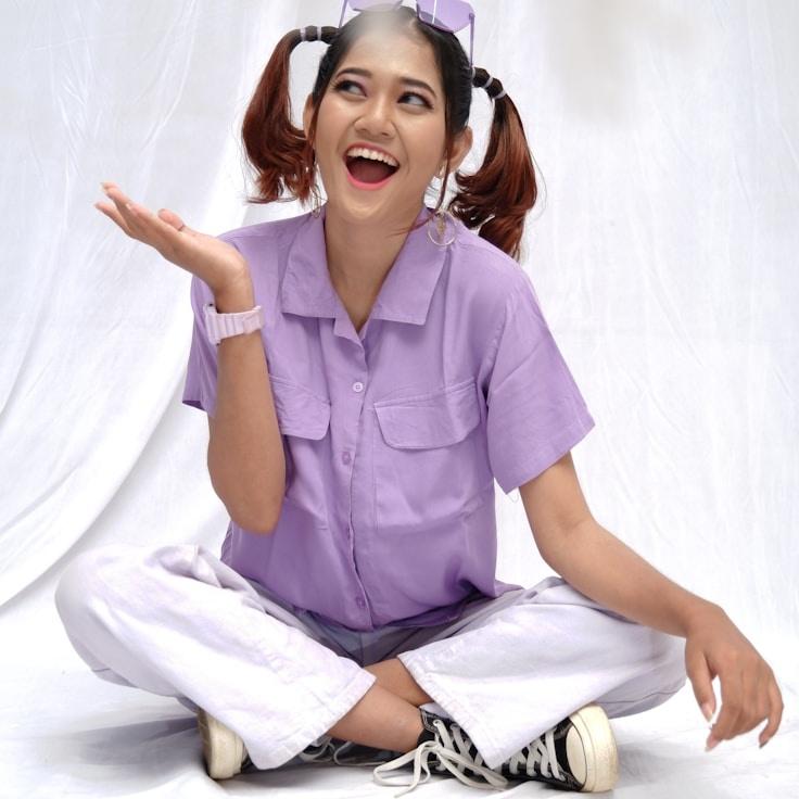 Portrait of Ananya meditation instructor